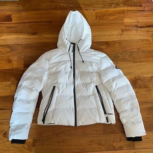 Never-worn Superdry Puffer white jacket